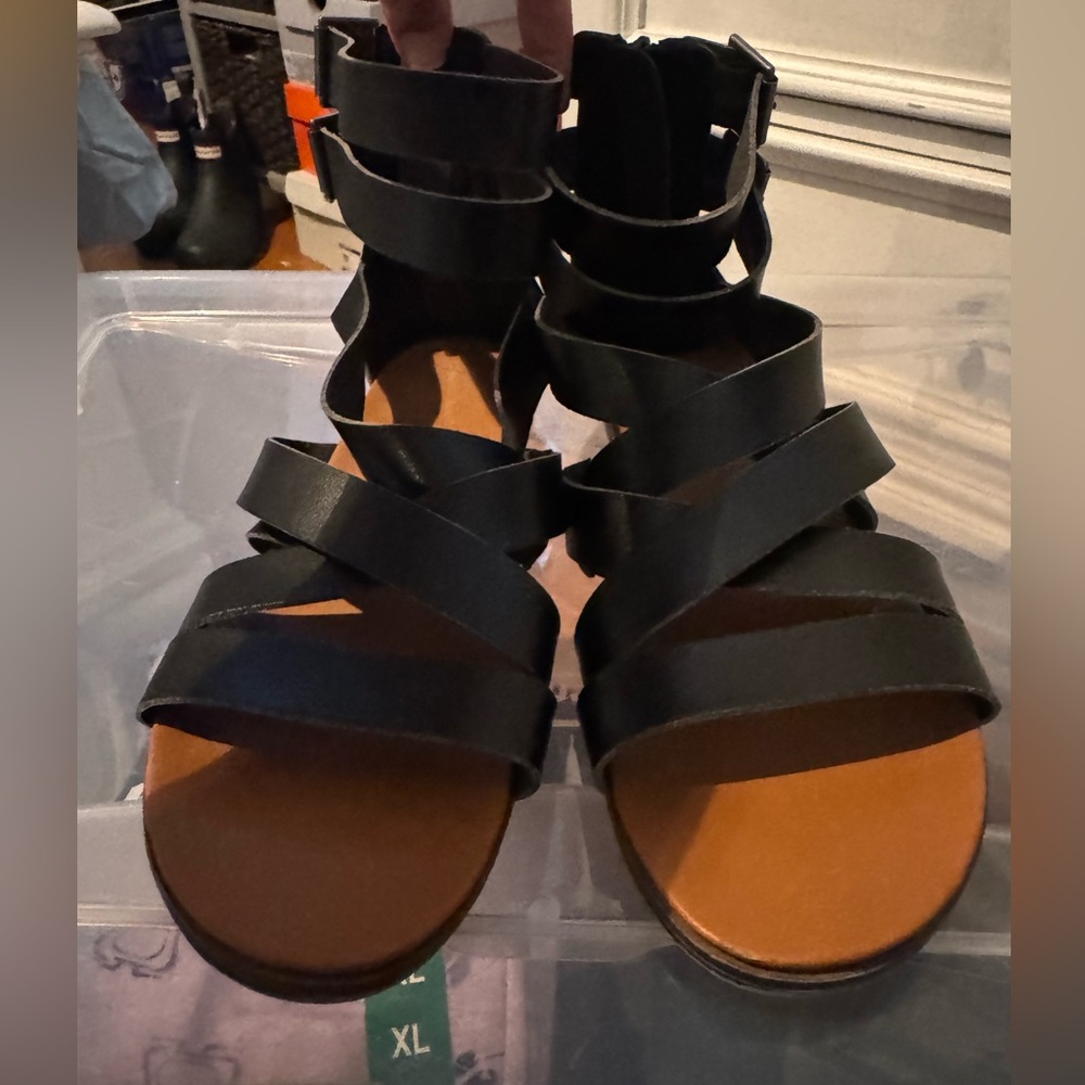Women’s Black Sandals